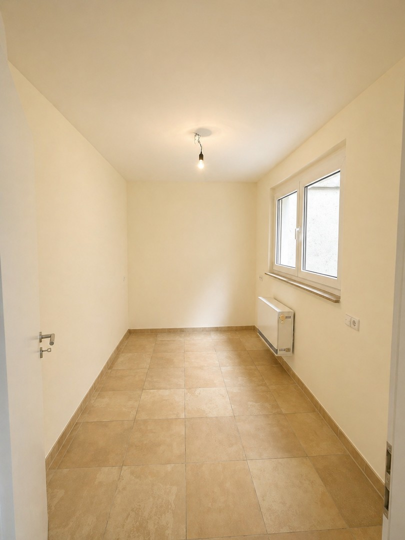 Kinderzimmer/Büro 2