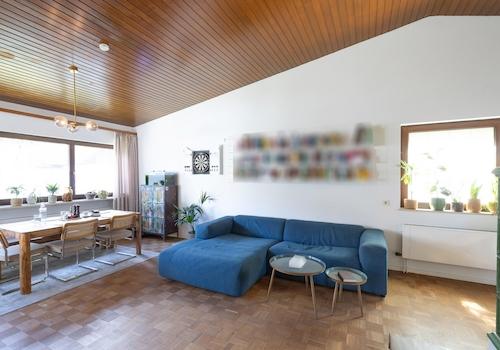 Wohnzimmer Bild 1