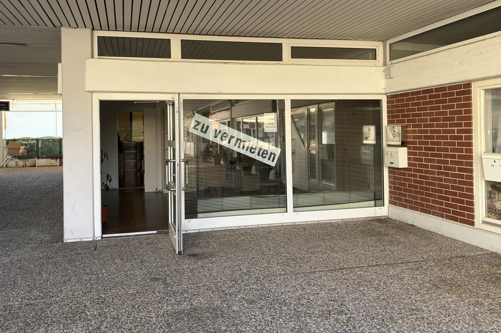 Eckladen / Kontaktbüro