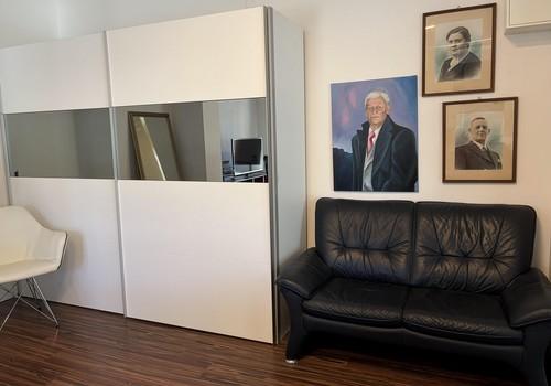 Chefzimmer mit Möbel