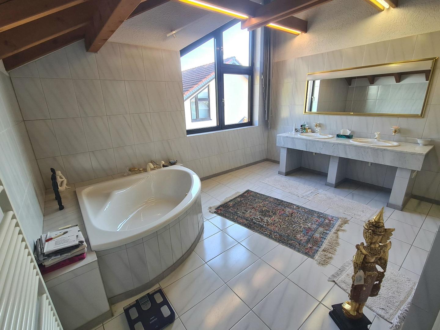 Badezimmer DG
