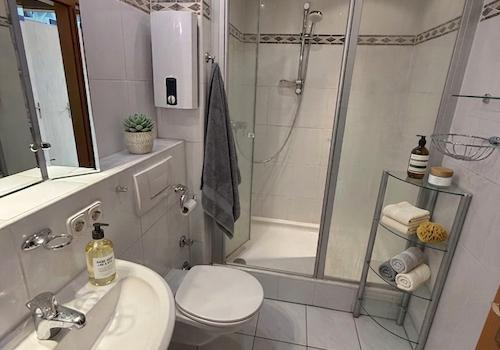 Badezimmer 2