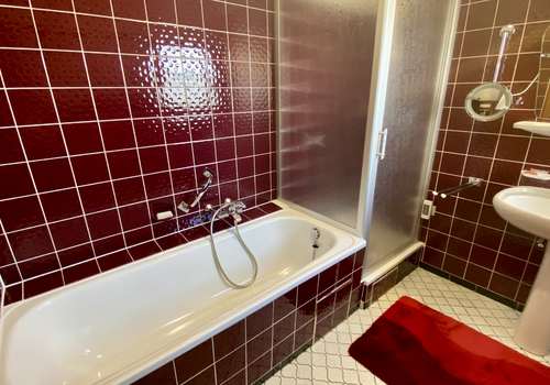 Badezimmer EG