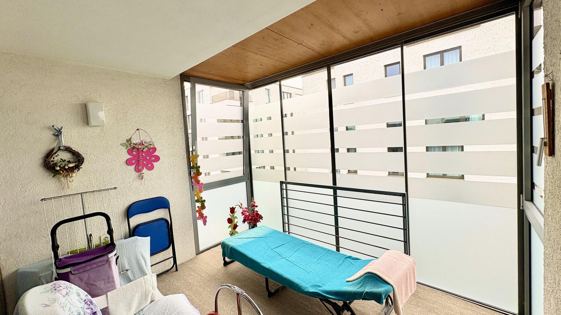 Verglaster Balkon
