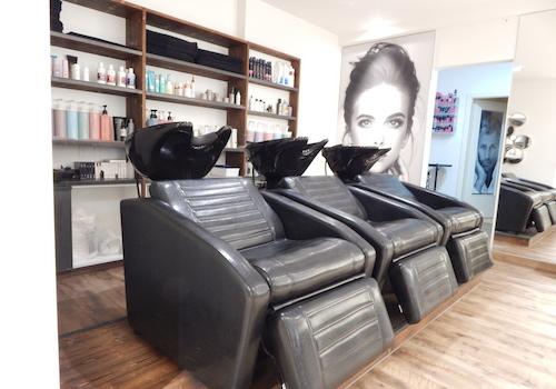 Massagestühle mit Waschbecken