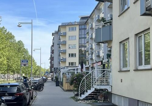 Gebäude