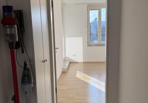 Durchgang Schlaf & Gästezimmer