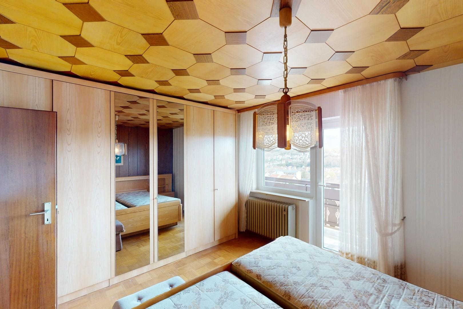 Schlafzimmer 1