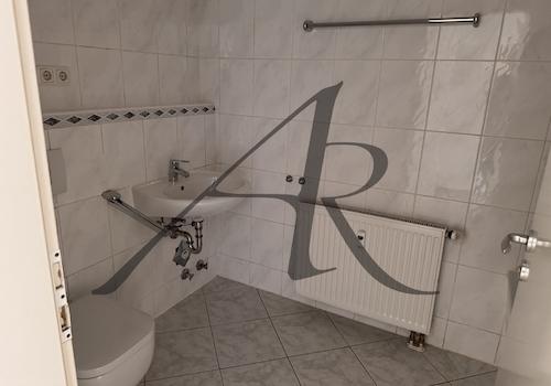 Bad mit Badewanne