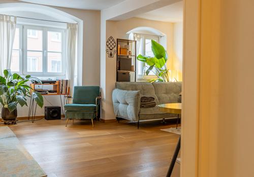 Einfach perfekt: Beste Lage, optimaler Zustand, Balkon.