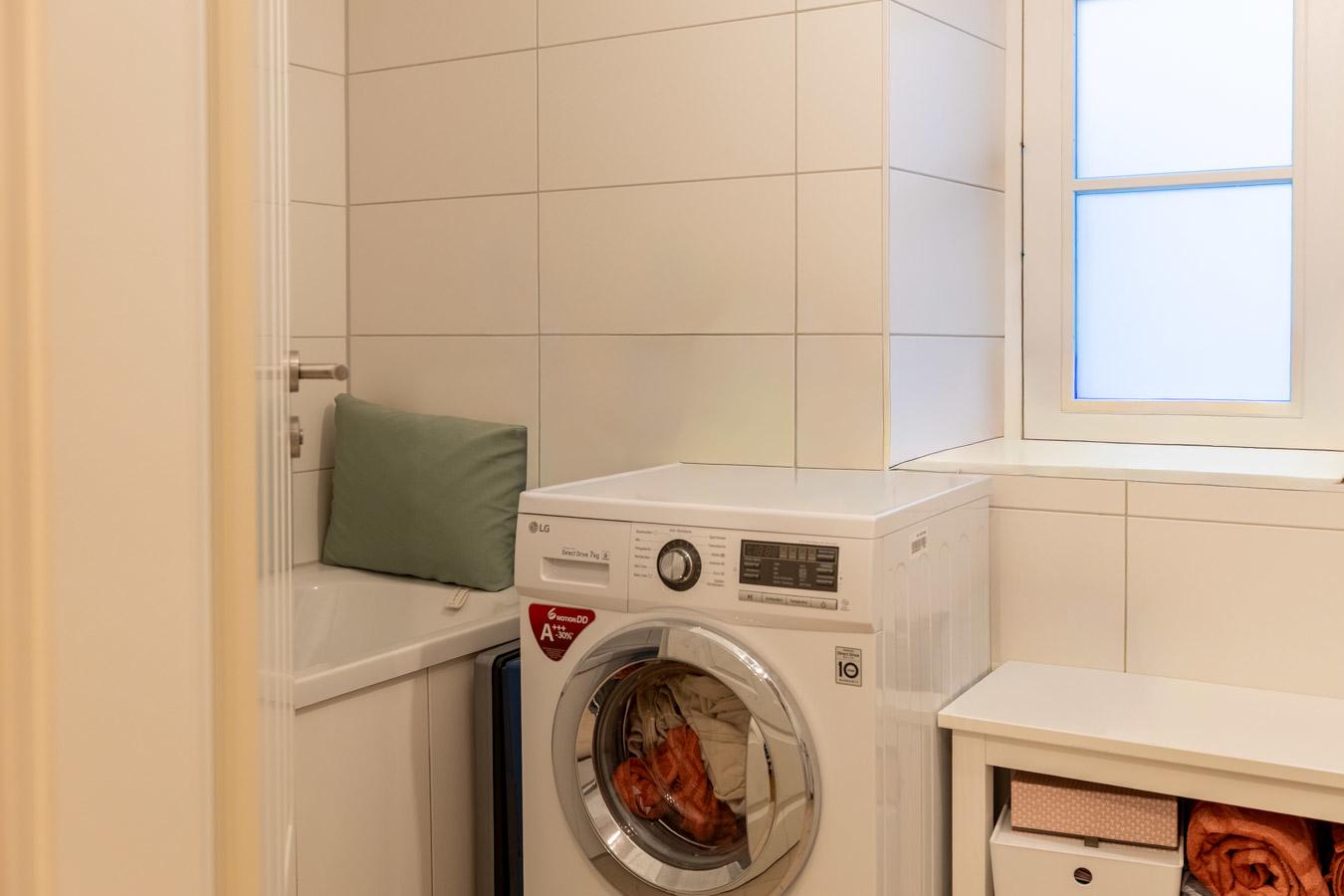 Einfach perfekt: Beste Lage, optimaler Zustand, Balkon.