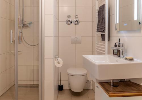 Einfach perfekt: Beste Lage, optimaler Zustand, Balkon.