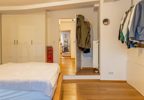 Einfach perfekt: Beste Lage, optimaler Zustand, Balkon.