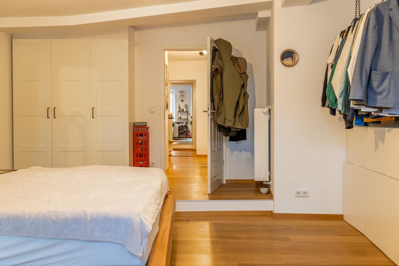 Einfach perfekt: Beste Lage, optimaler Zustand, Balkon.