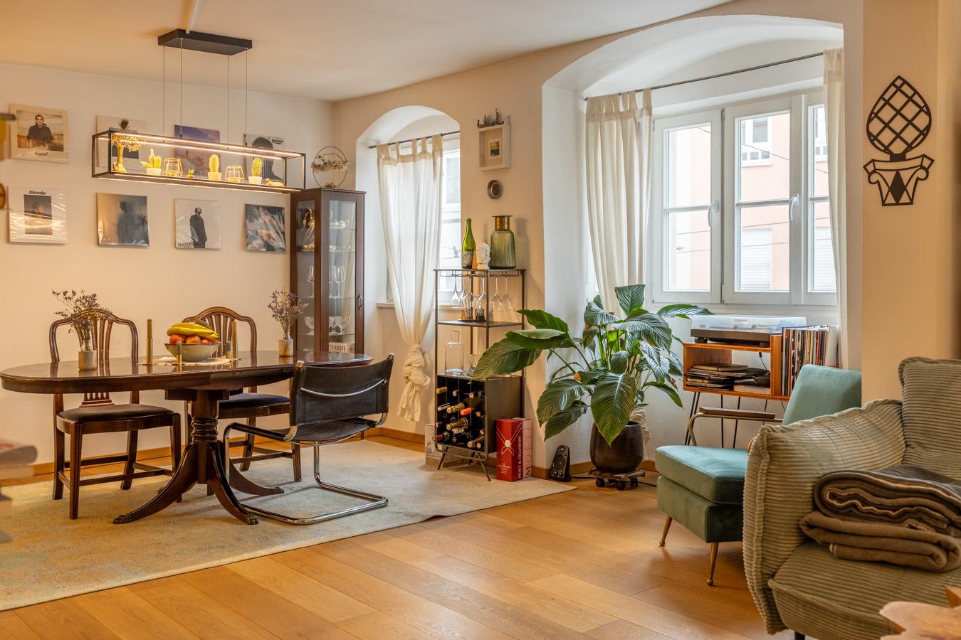 Einfach perfekt: Beste Lage, optimaler Zustand, Balkon.