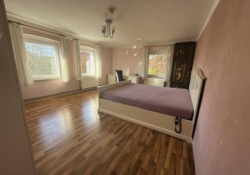 Zimmer 2 OG
