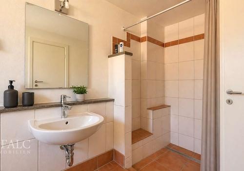 Badezimmer I