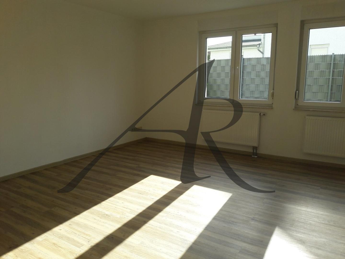 Wohnzimmer mit Terrassenzugang