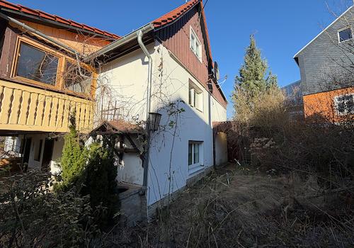 Südseite Haus + kl Garten 
