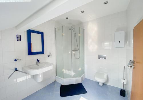 52 WE4 Badezimmer DG
