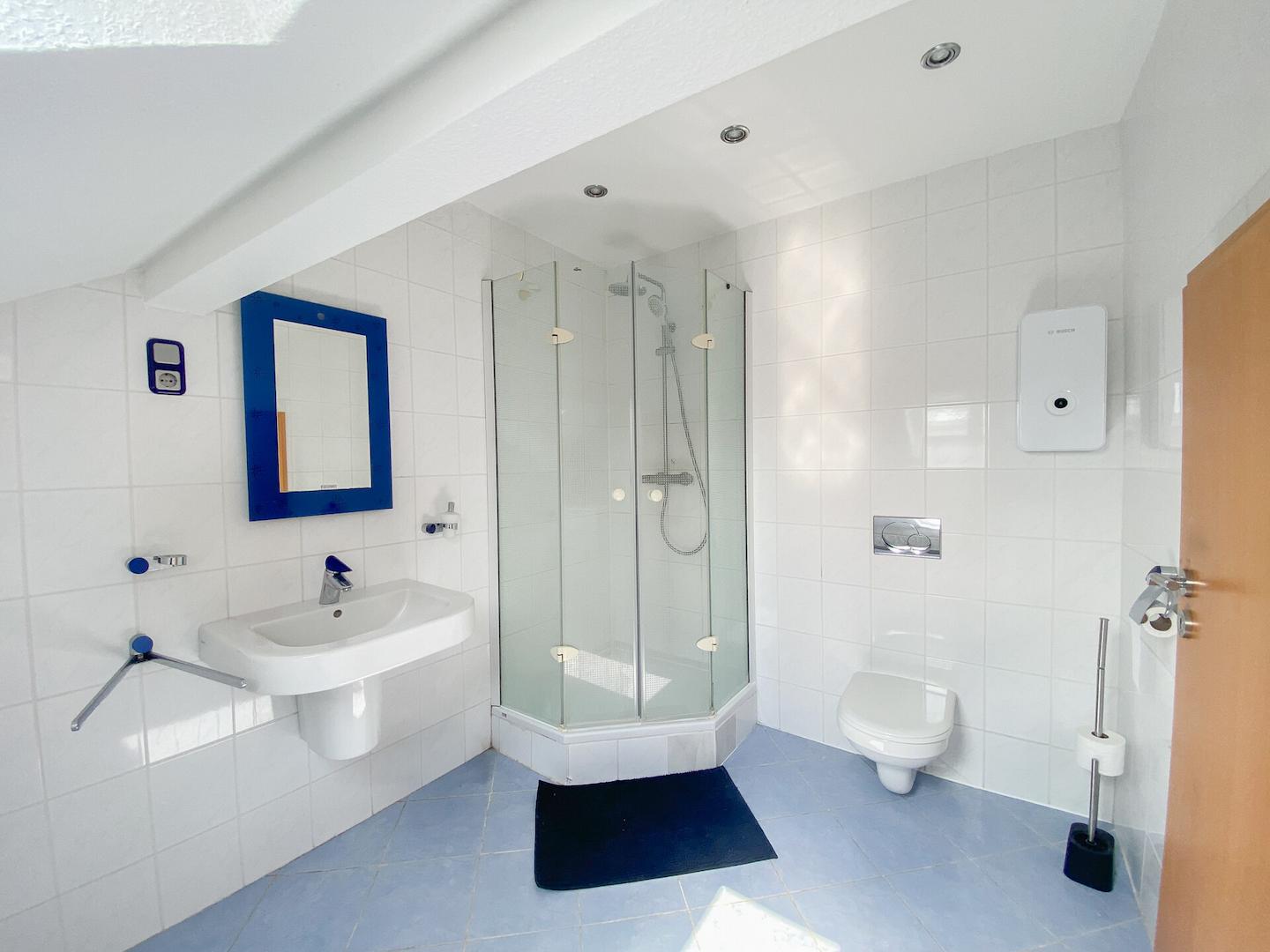 52 WE4 Badezimmer DG