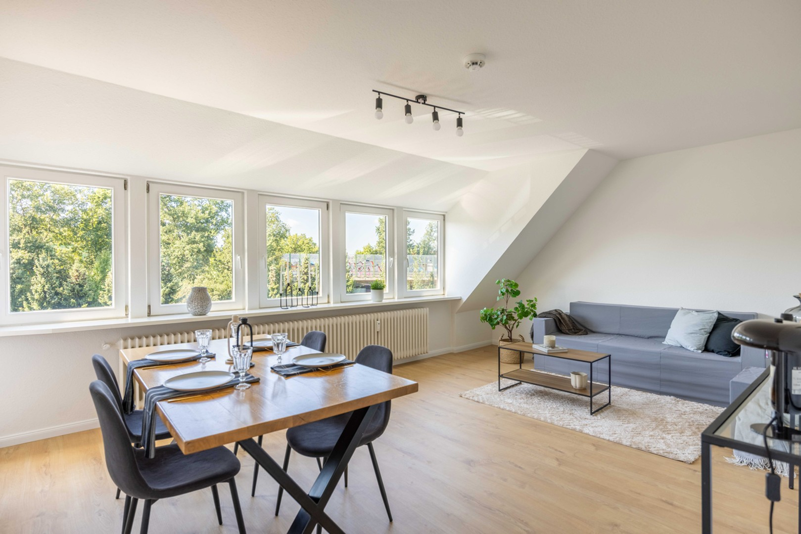 Helles Wohnzimmer
