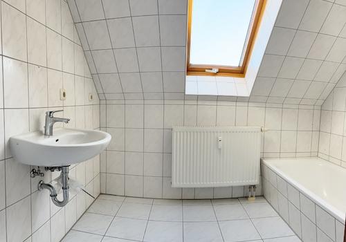 Bad mit Wanne
