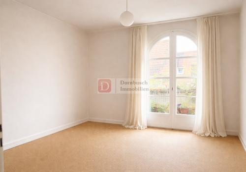 Schlafzimmer mit Balkon