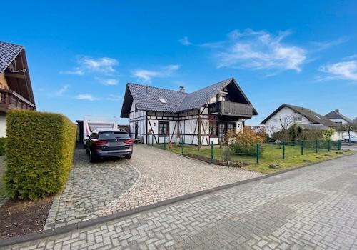 Straßenansicht