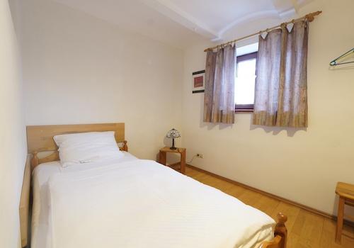 Wohnung EG Zimmer 1