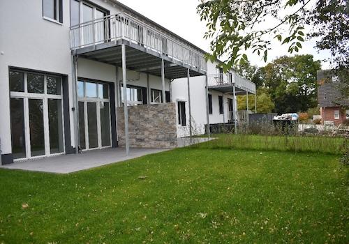 Gartenanteil mit Terrasse