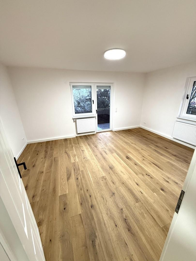 Wohnzimmer unmöbliert