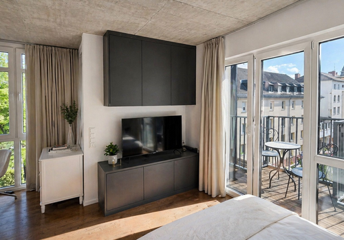 Einbauschrank mit TV