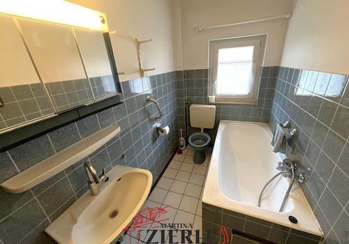 8- Badezimmer EG