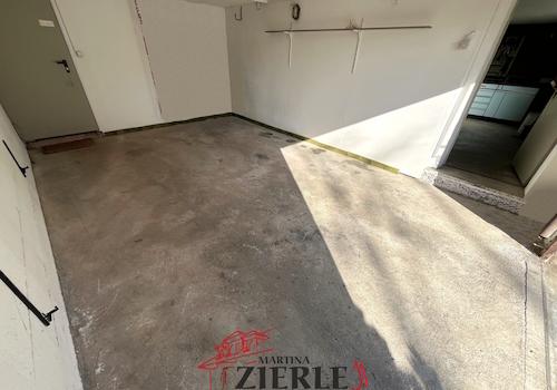 18- Garage UG