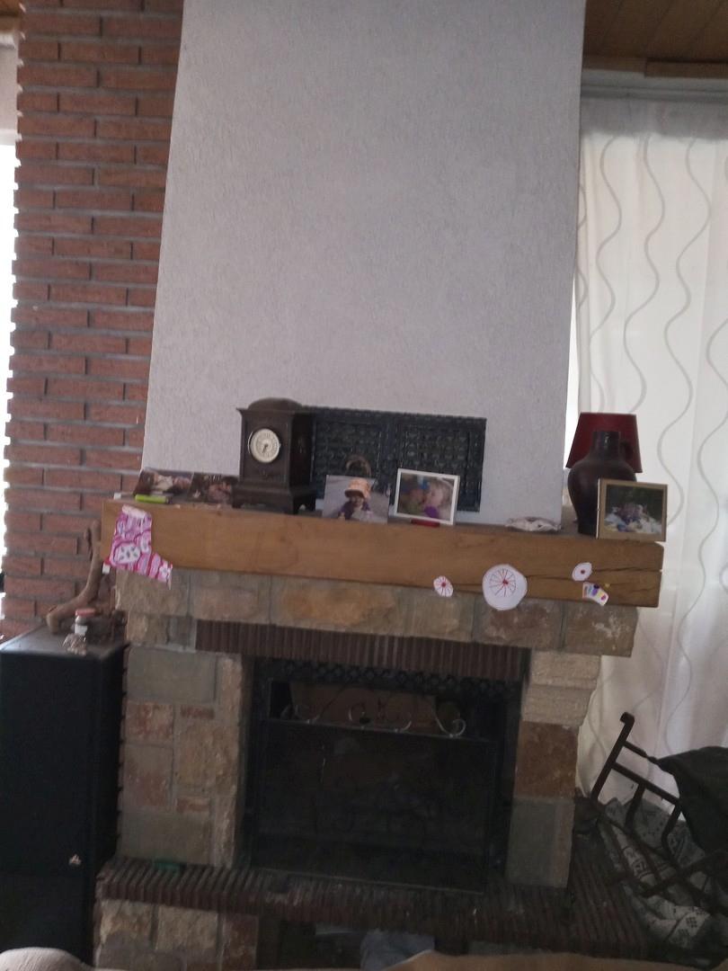 1. Kamin (Wohnzimmer)