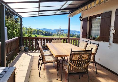 Überdachte Terrasse