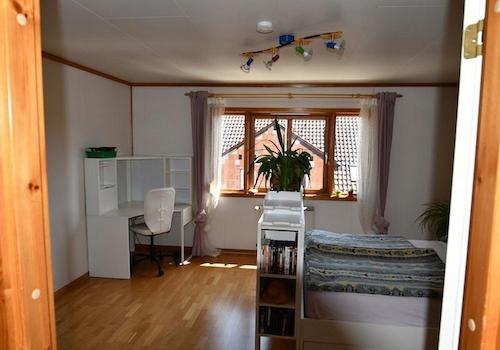 Zimmer Süd oben Bild 1