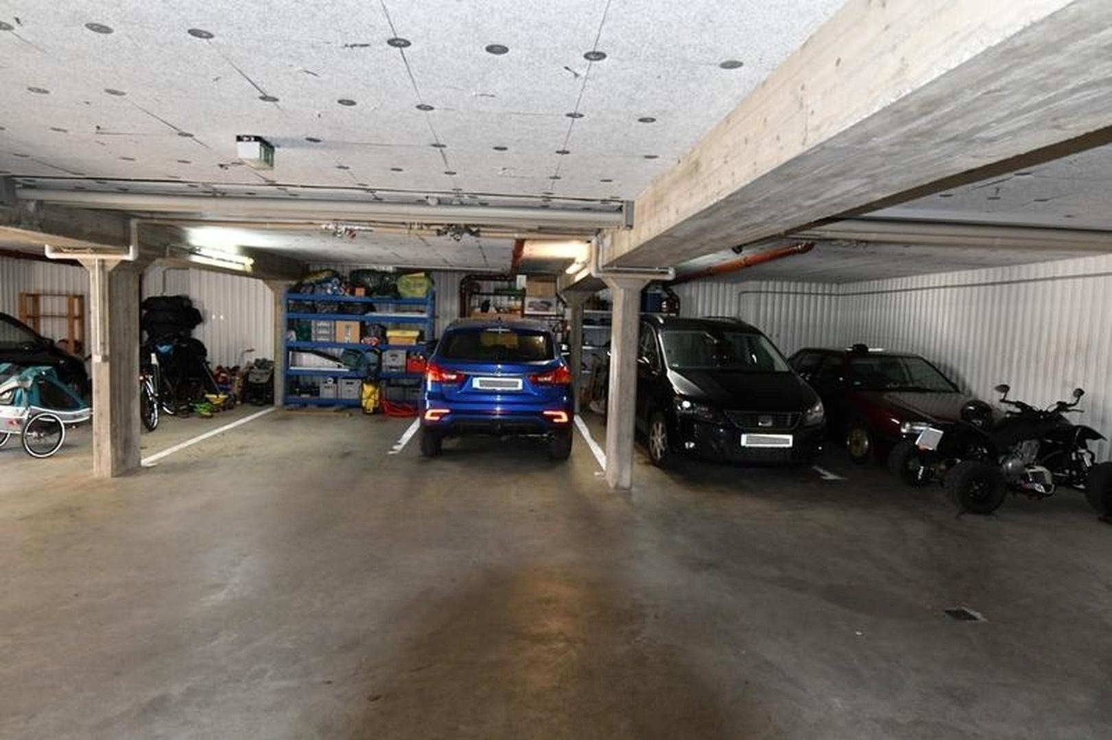 Tiefgaragenstellplatz