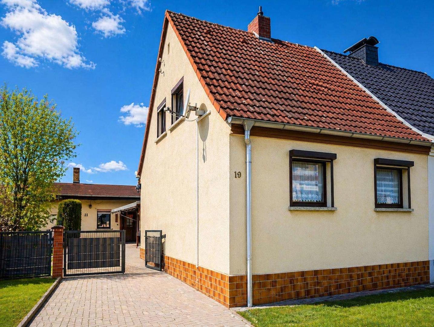Vorderhaus und Hinterhaus