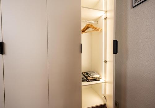 Schrank