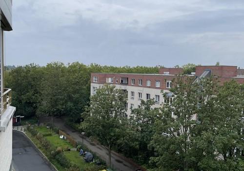 Blick vom Balkon Ri. Stadt 