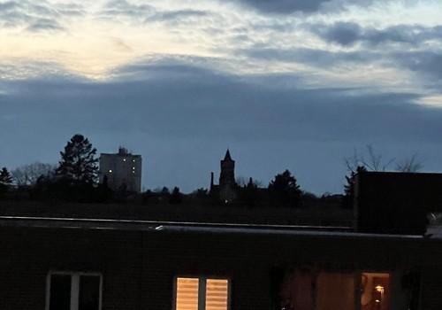 Foto vom Balkon aus, abends 