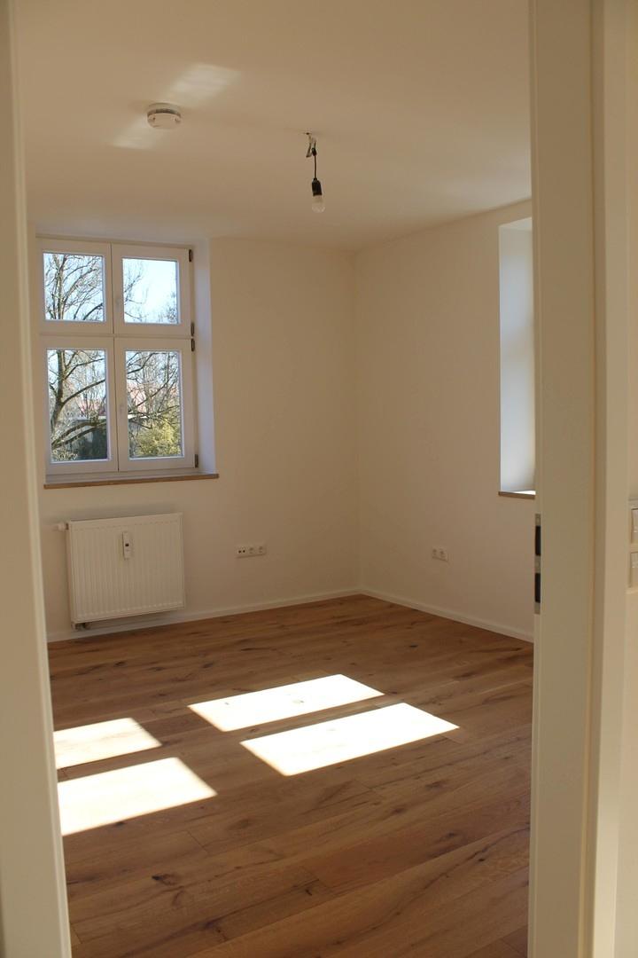 Schlafzimmer / Büro II
