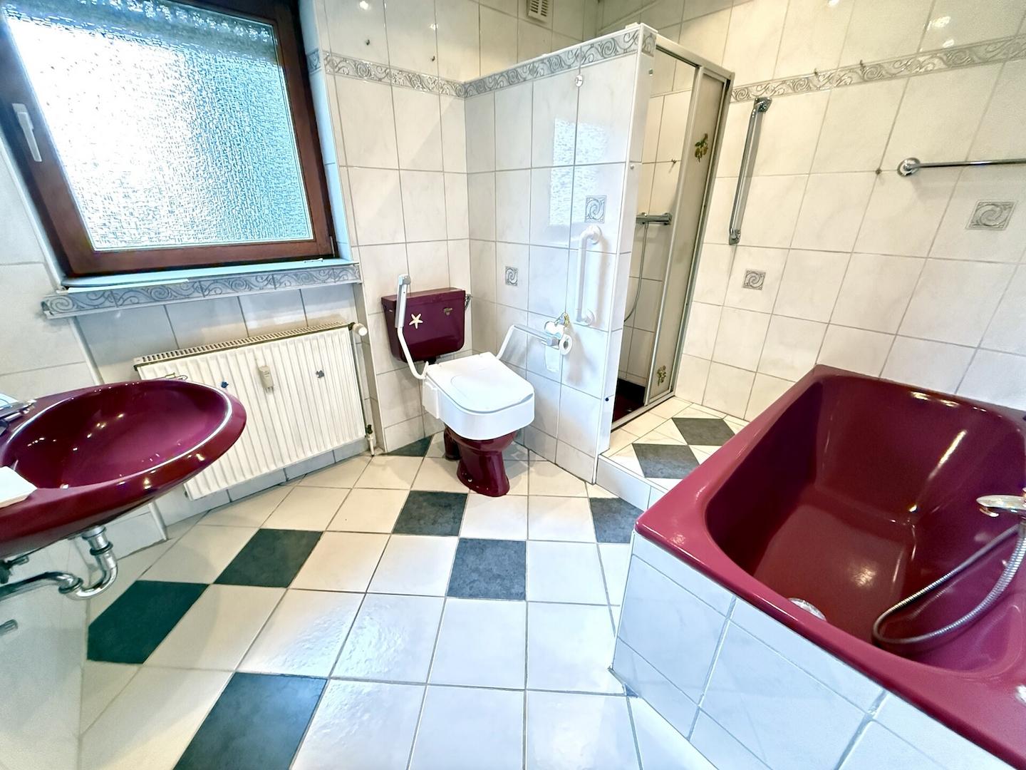 Badezimmer EG