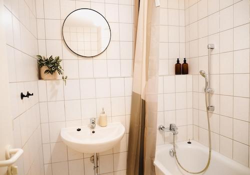 Bad mit Dusche