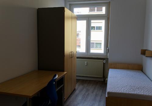 Eins der Zimmer