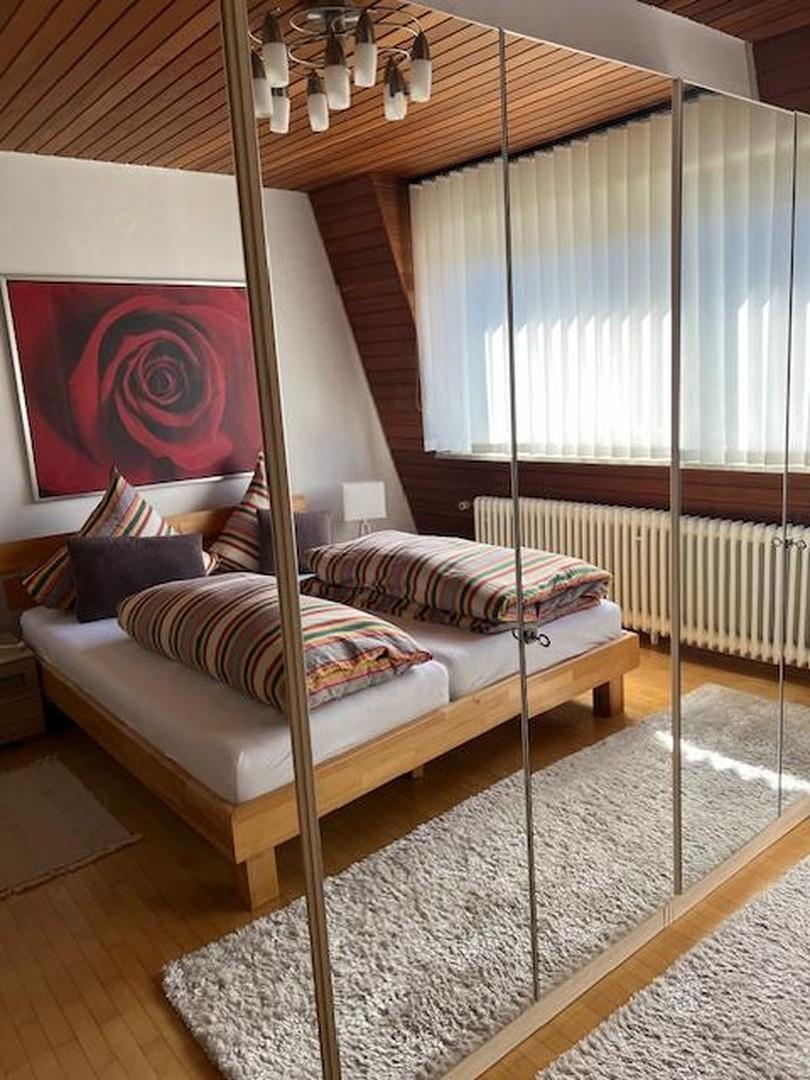 Schlafzimmer 1 im 2. OG