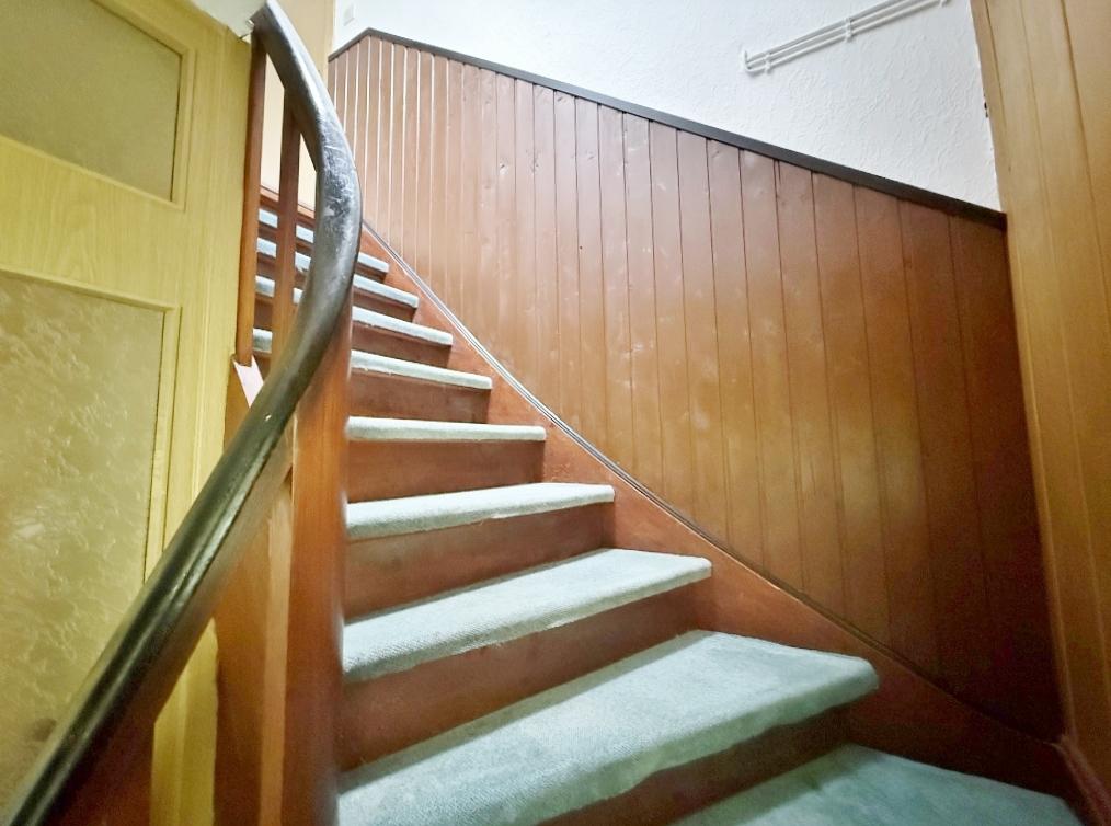 1. Haus – Treppe in die OG-Wohnung