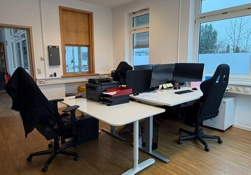 Büro/Empfangsbereich EG